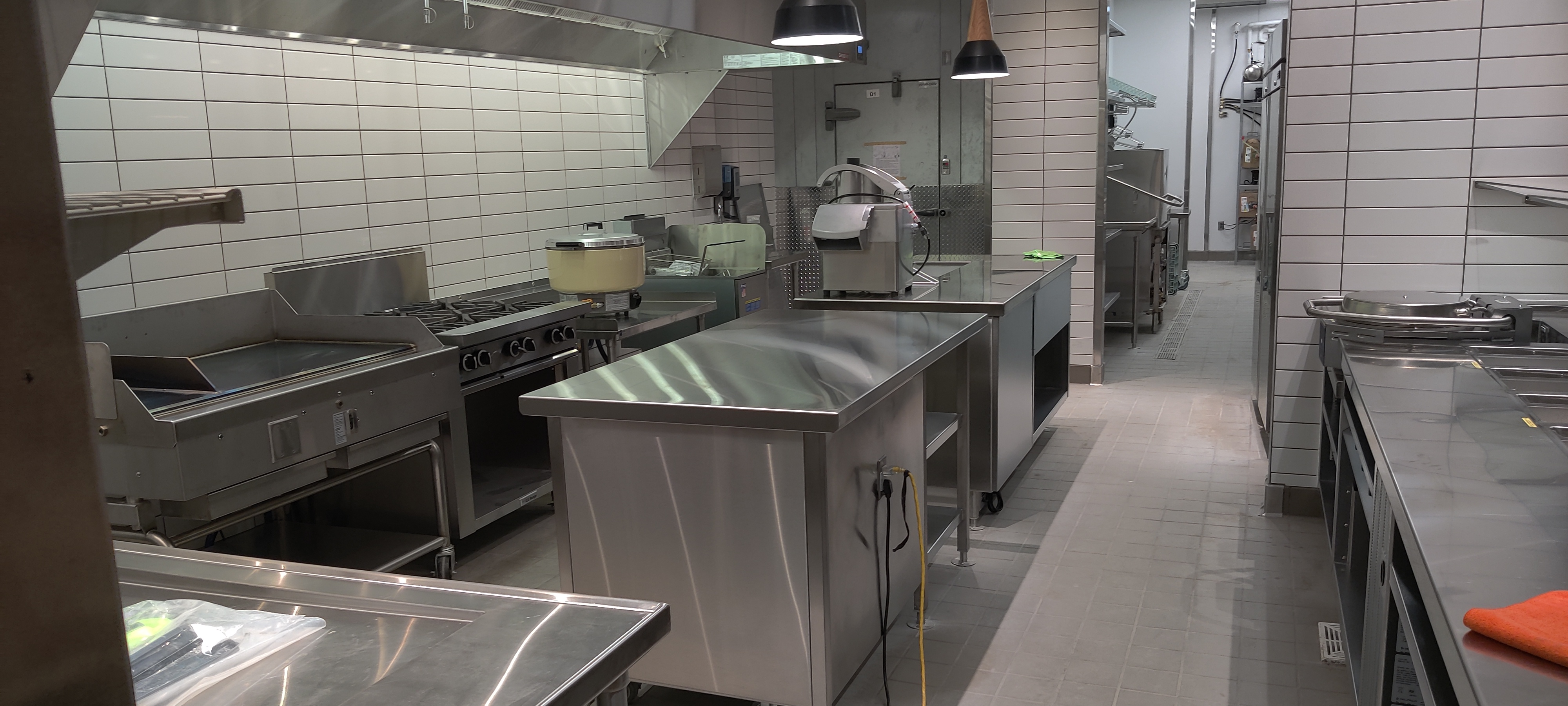 Commercial kitchen cleaning